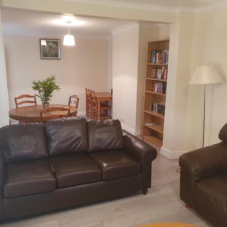 Elegant House 10 Minutes Walk To Wembley Stadium Villa London Eksteriør billede