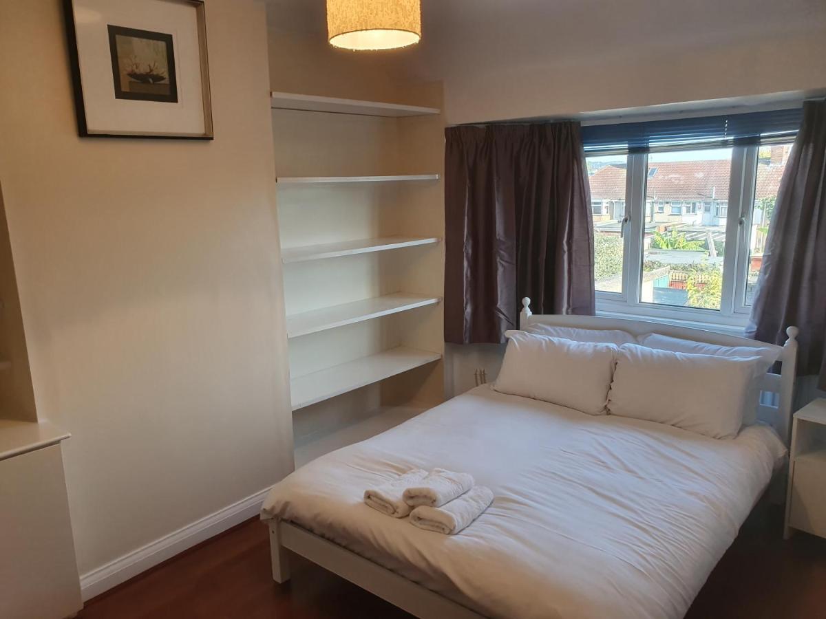 Elegant House 10 Minutes Walk To Wembley Stadium Villa London Eksteriør billede