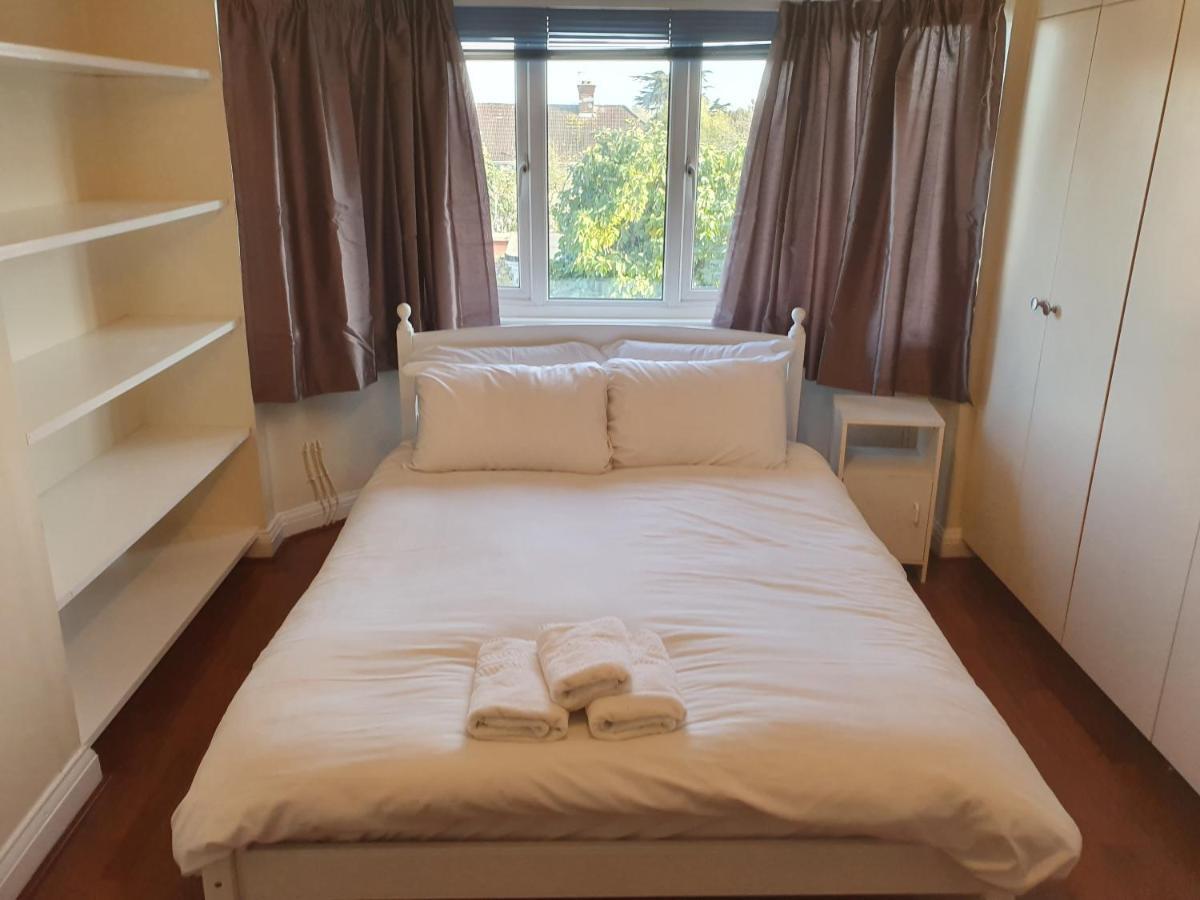 Elegant House 10 Minutes Walk To Wembley Stadium Villa London Eksteriør billede